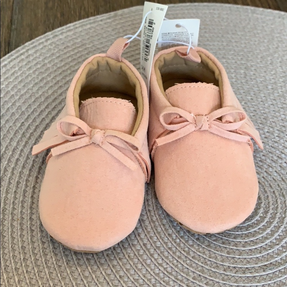 NWT Baby girl moccasins